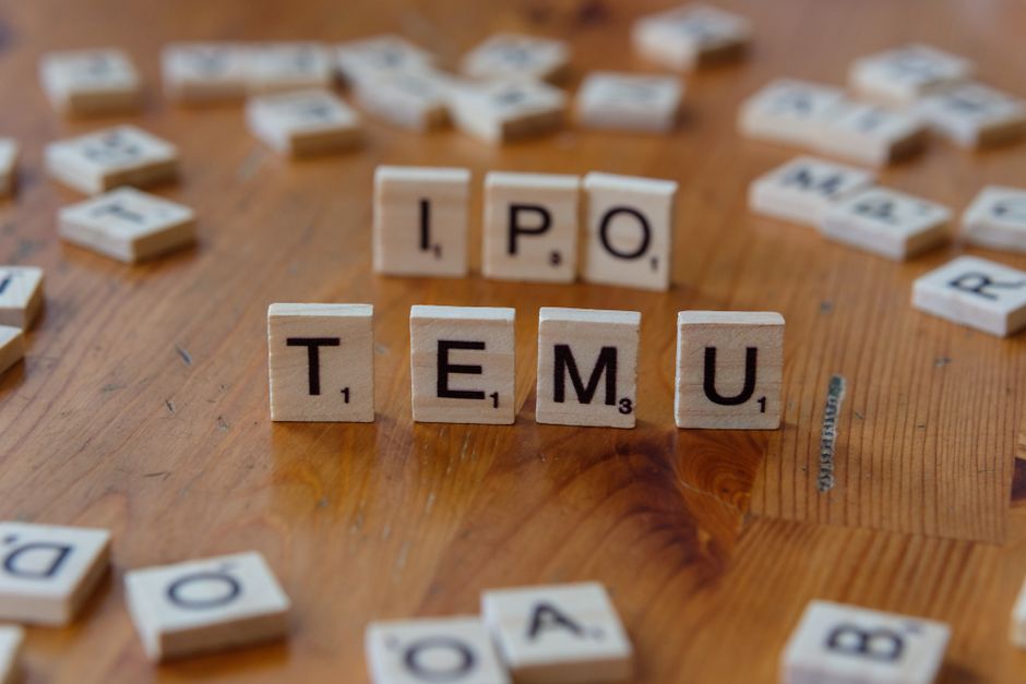 Anthropic logo dan proses IPO
