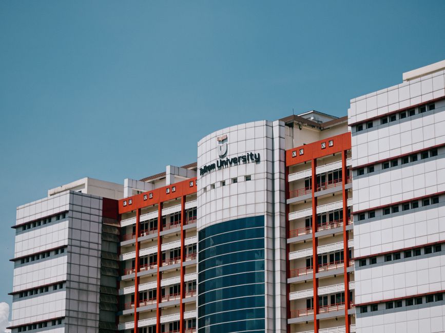 gedung telkom baru