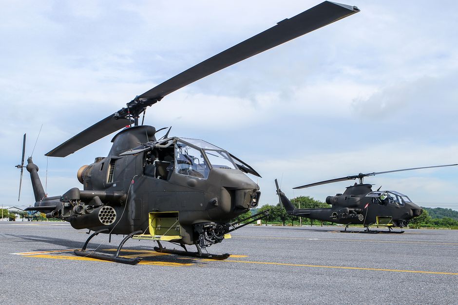 bodi helikopter Apache AH-64E di fasilitas manufaktur di Hyderabad