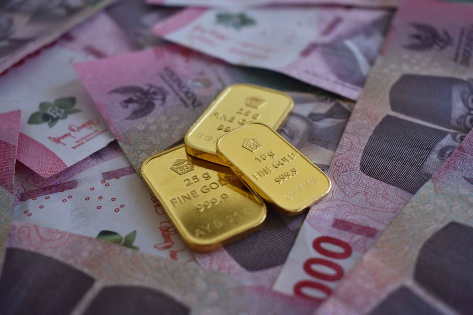 grafik harga emas antam turun hari ini
