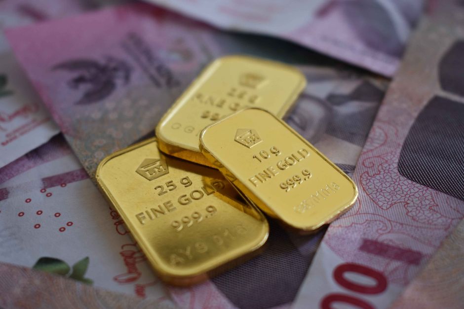 grafik harga emas global yang turun