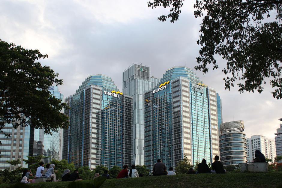 grafik saham bank mandiri meningkat