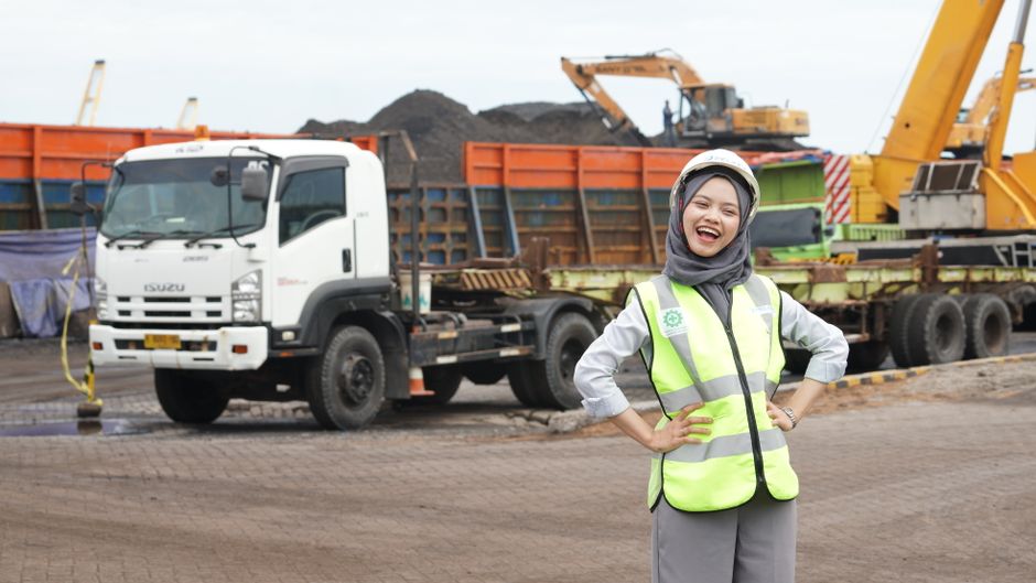 perekonomian yang seimbang dengan lapangan kerja berkualitas