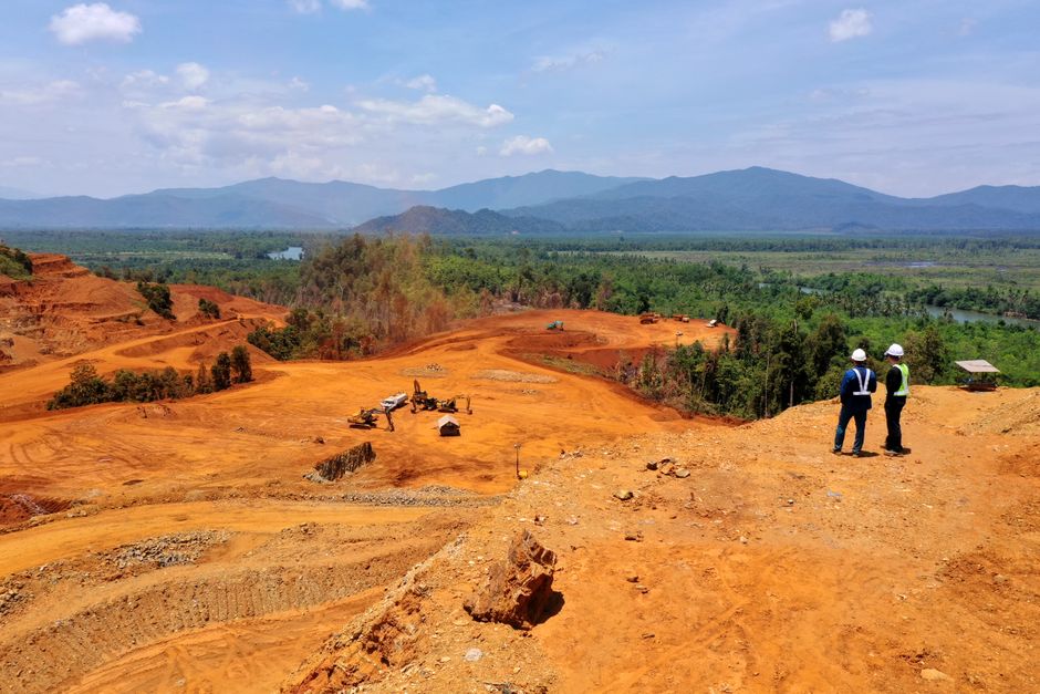 PT Nusantara Halmahera Minerals menerima Anugerah Ekonomi Hijau 2026