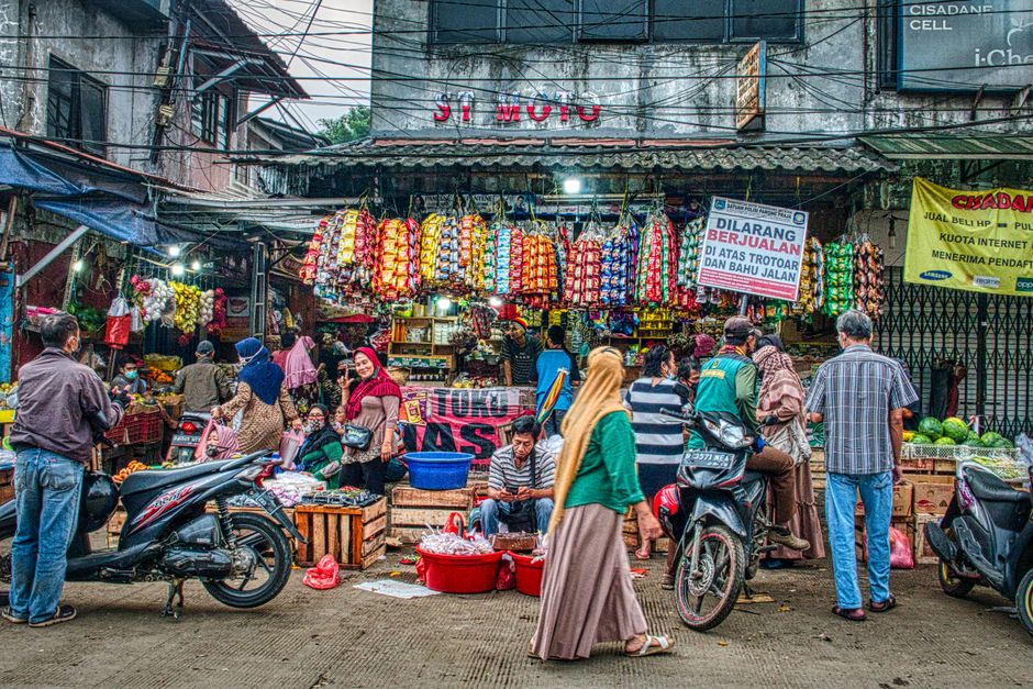grafik saham indonesia meningkat