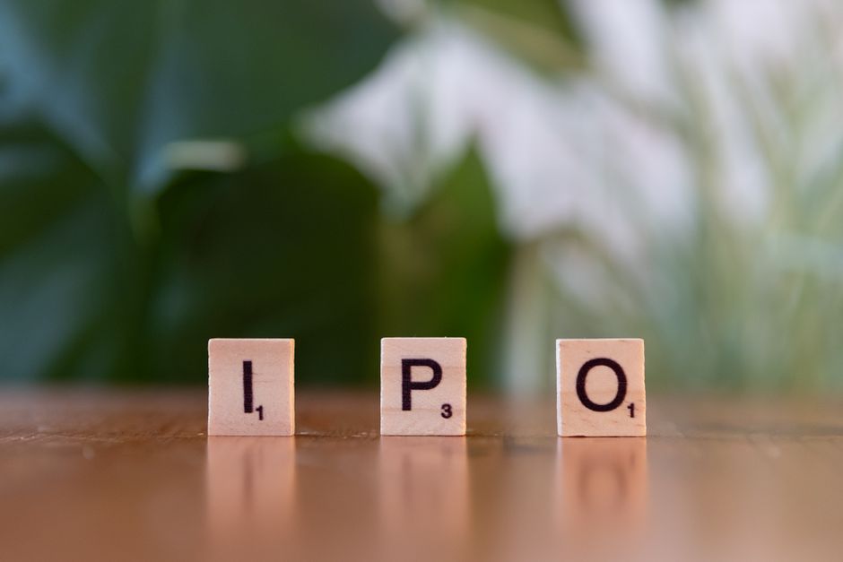 perusahaan menunda ipo karena izin ojk belum diperoleh