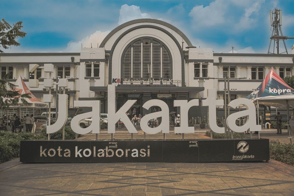 perusahaan teknologi dan komunikasi