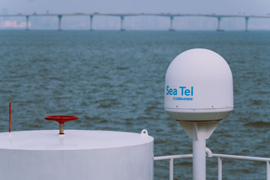 Telkomsat meningkatkan layanan satelit untuk industri maritim Indonesia